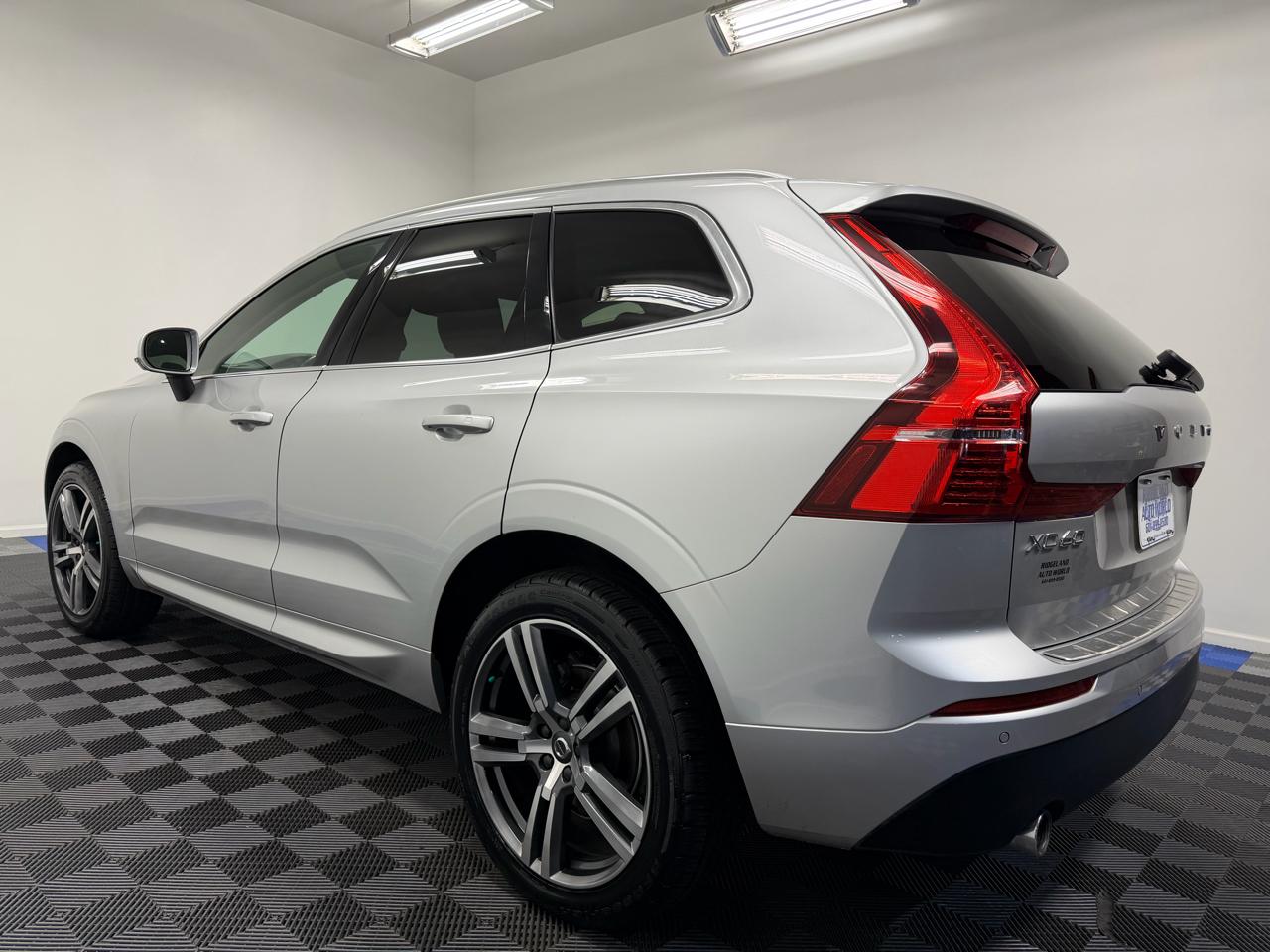 Volvo XC60 T5 AWD Momentum 2020