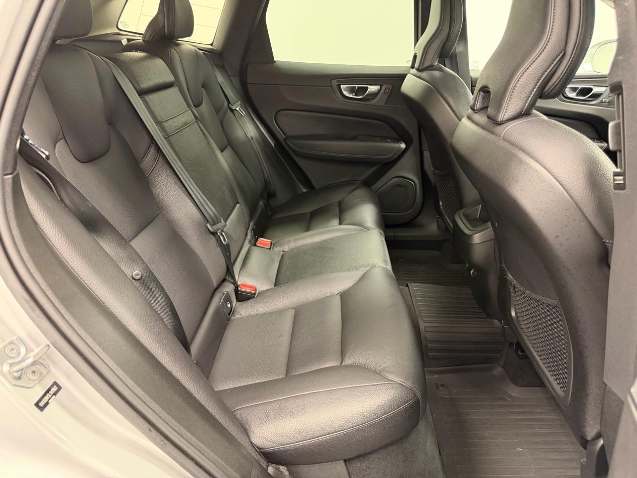 Volvo XC60 T5 AWD Momentum 2020