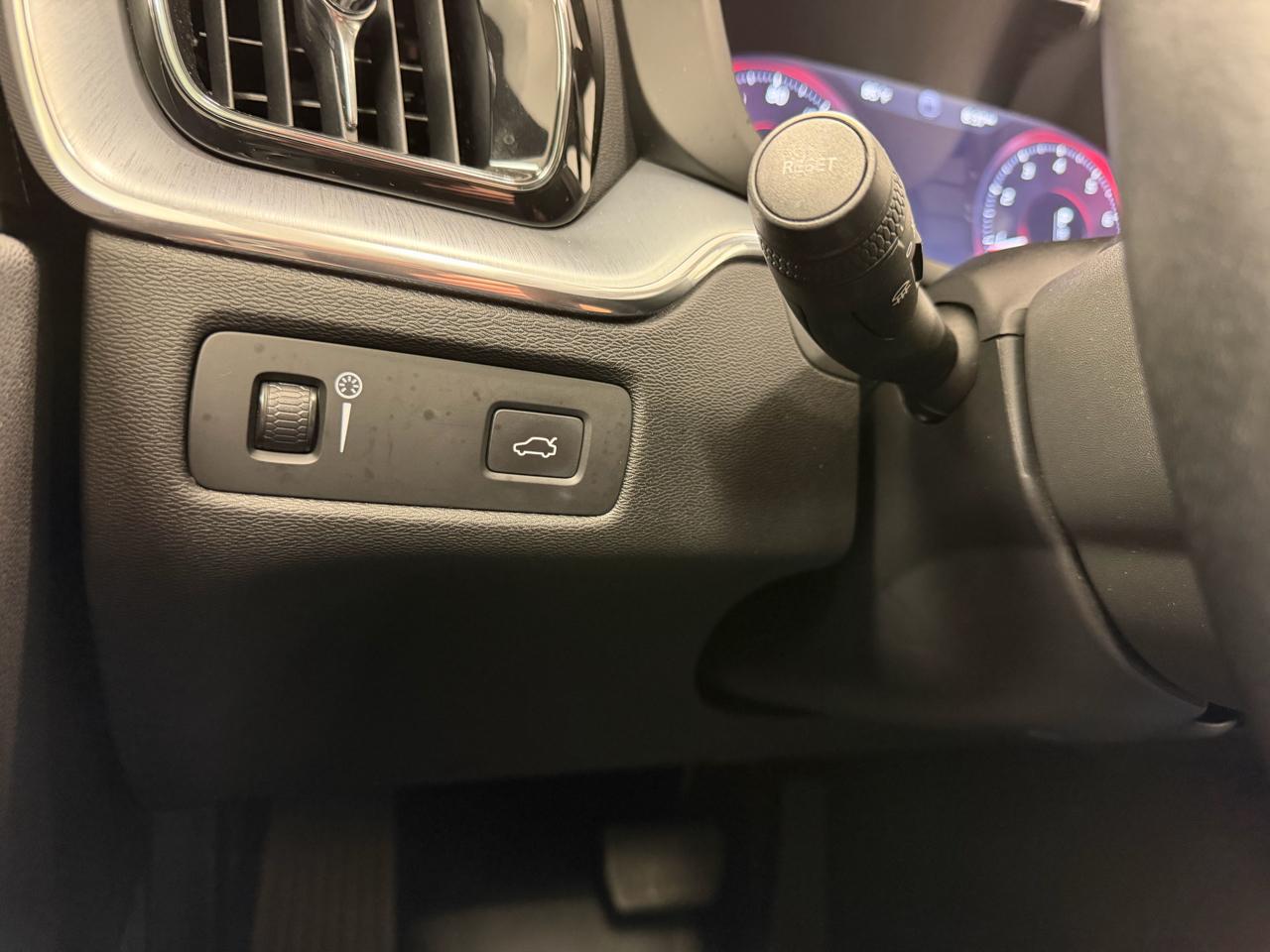Volvo XC60 T5 AWD Momentum 2020