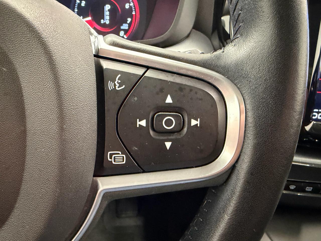 Volvo XC60 T5 AWD Momentum 2020