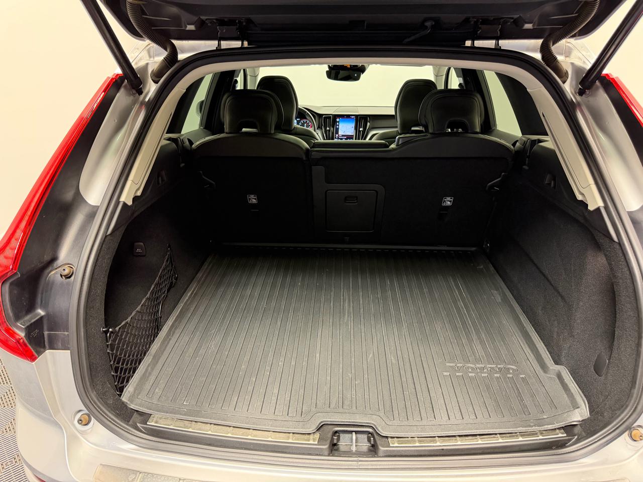 Volvo XC60 T5 AWD Momentum 2020