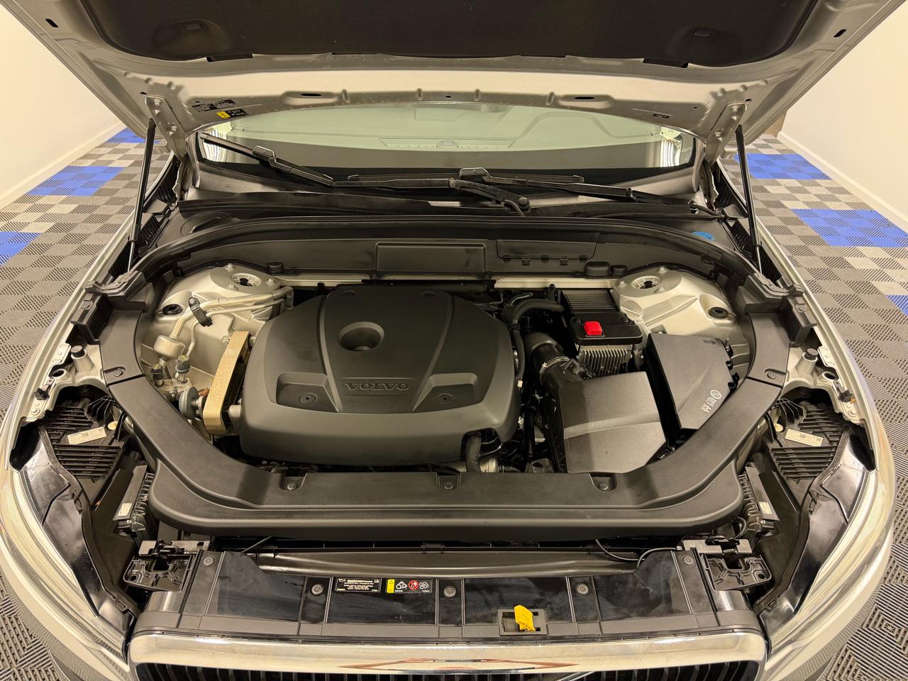Volvo XC60 T5 AWD Momentum 2020
