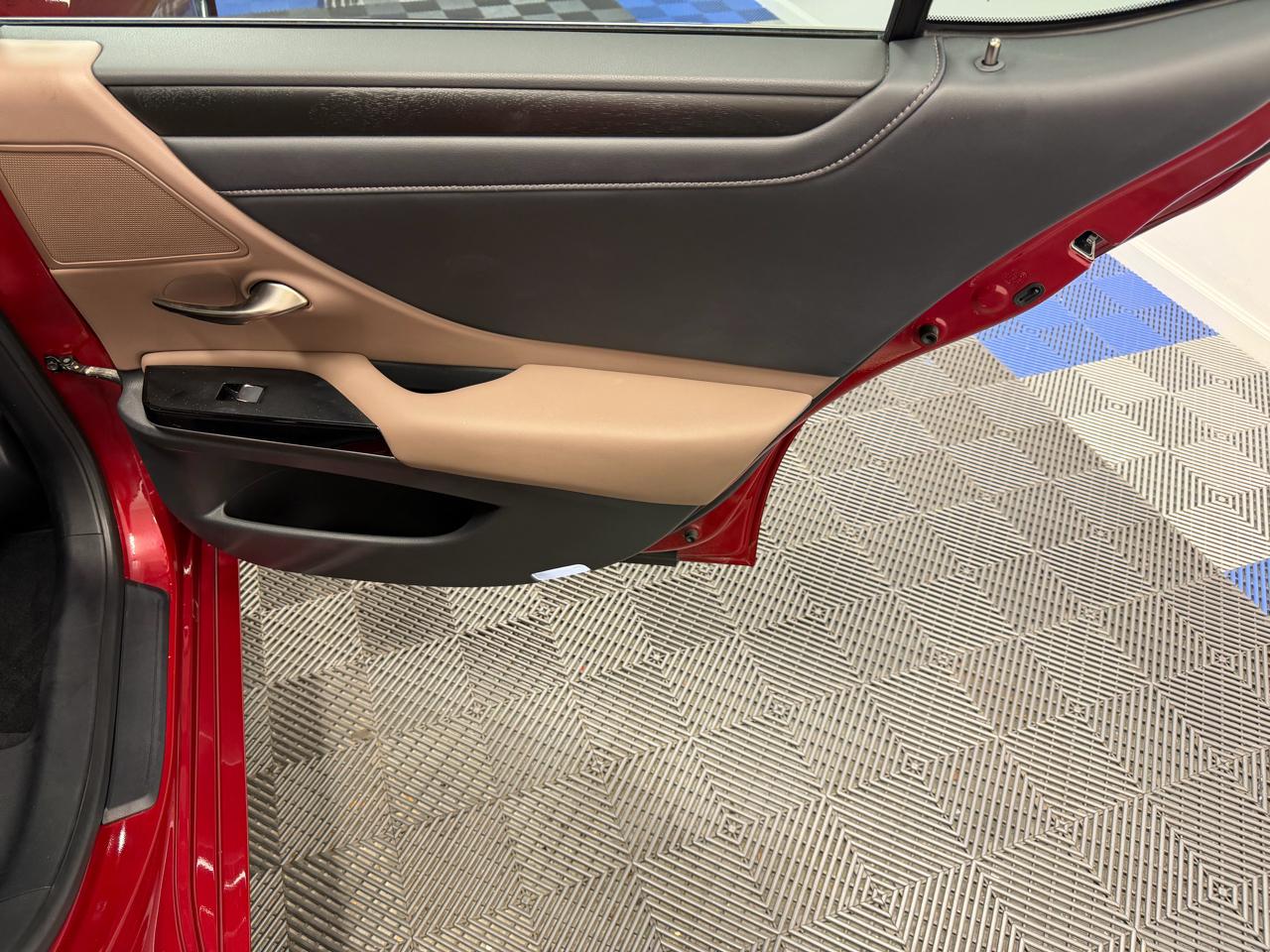 Lexus ES ES 350 FWD 2023