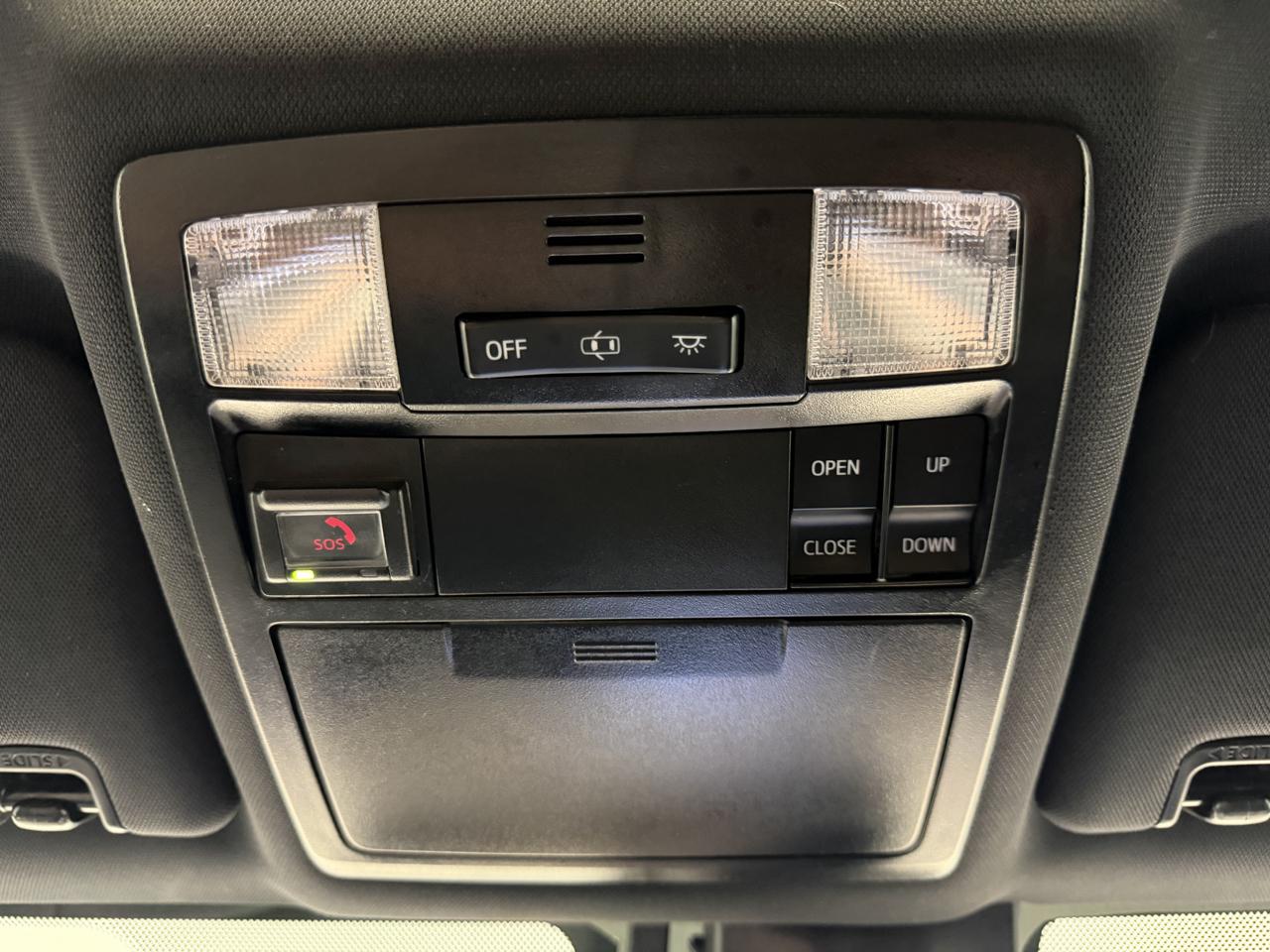 Toyota Tacoma 4WD Limited Double Cab 5' Bed V6 AT (Natl) 2021