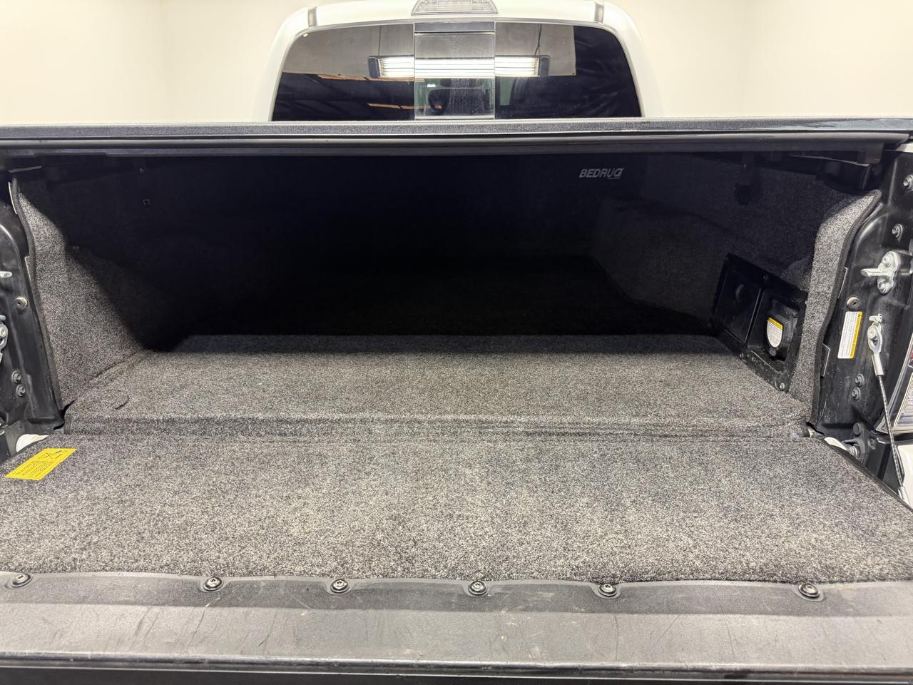 Toyota Tacoma 4WD Limited Double Cab 5' Bed V6 AT (Natl) 2021
