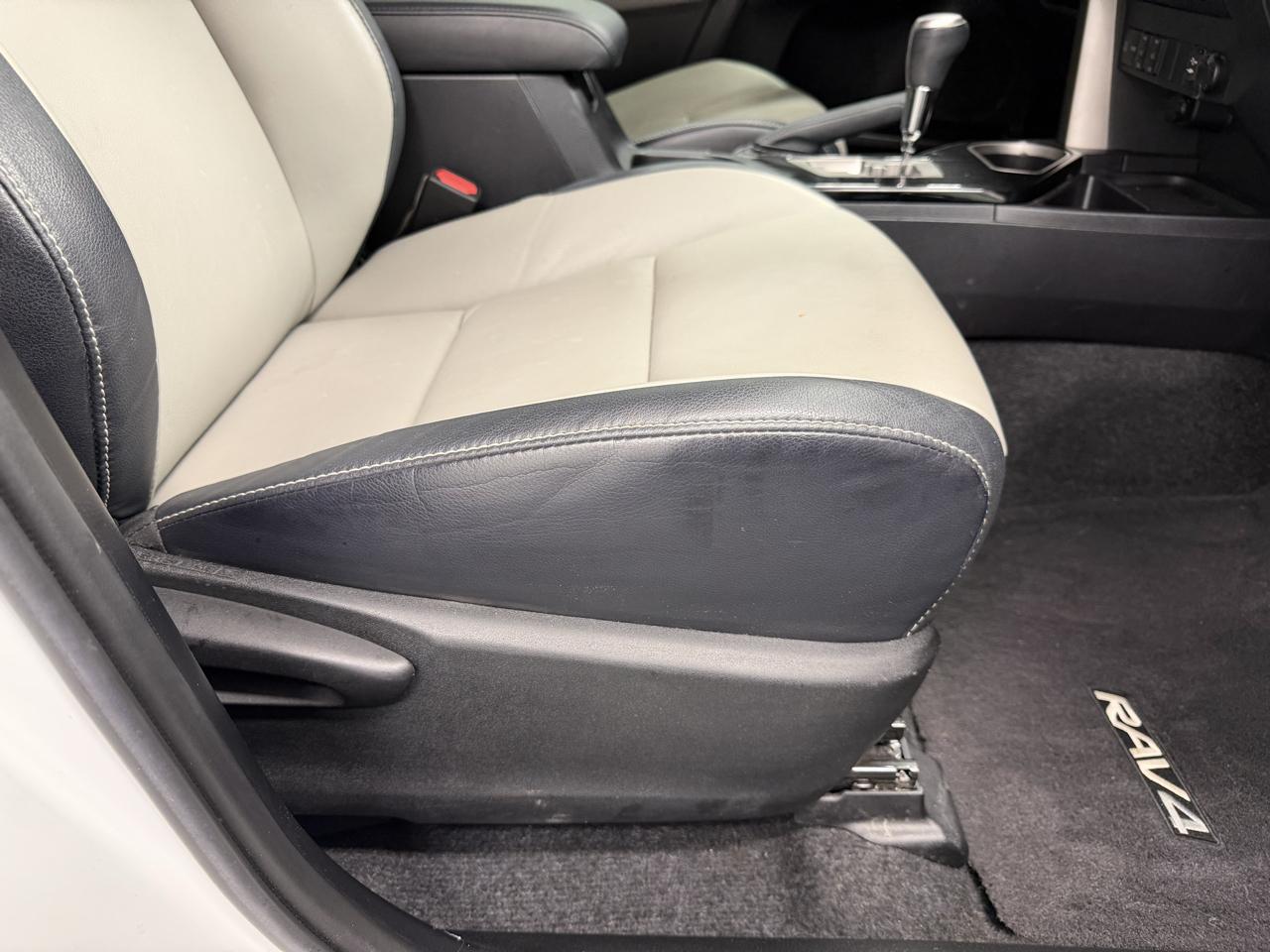 Toyota RAV4 Limited FWD (Natl) 2017
