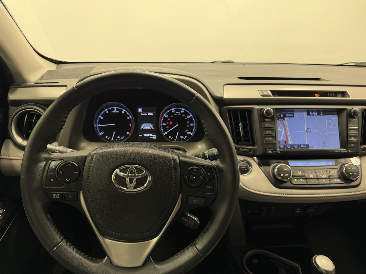 Toyota RAV4 Limited FWD (Natl) 2017