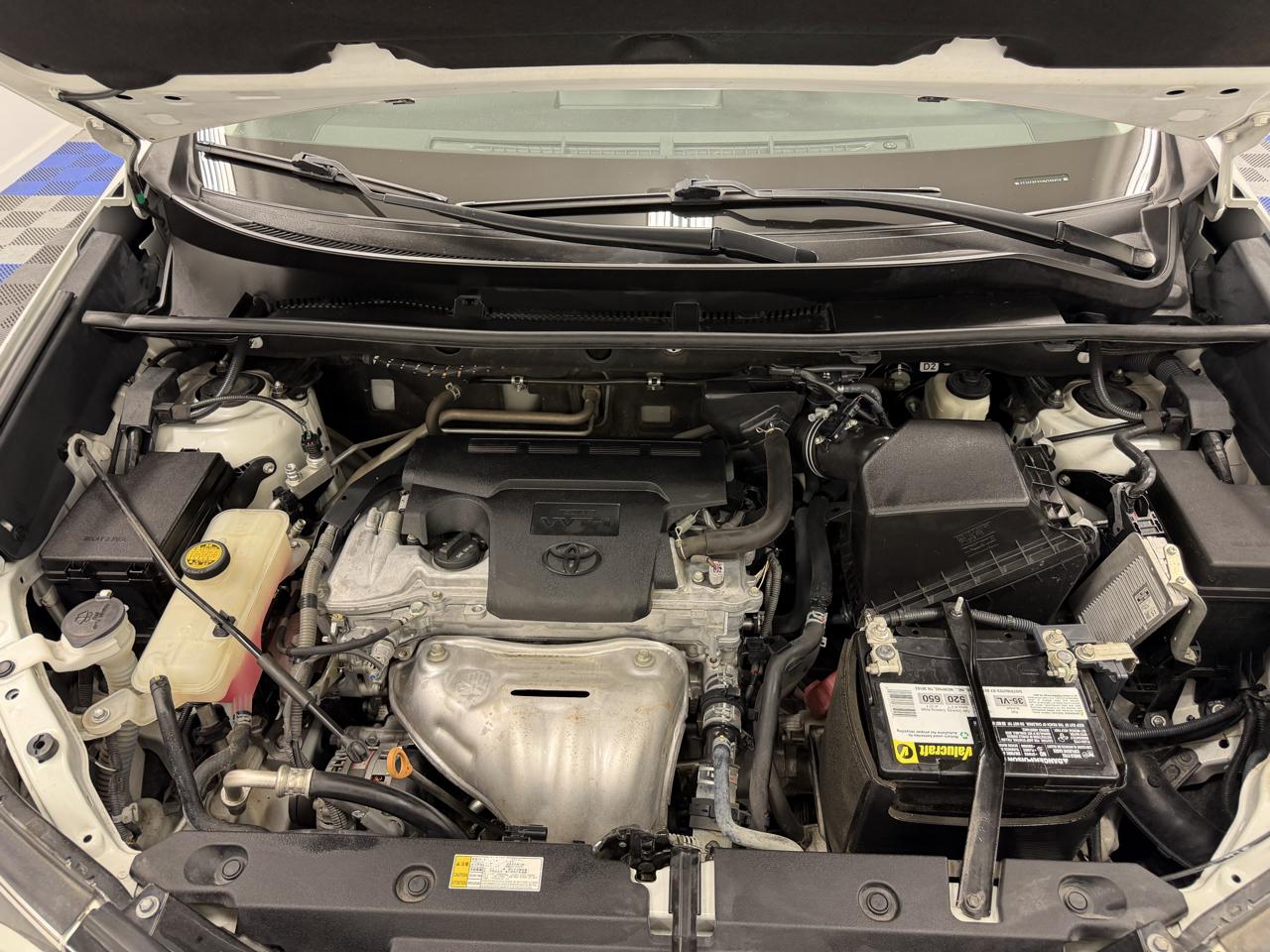 Toyota RAV4 Limited FWD (Natl) 2017