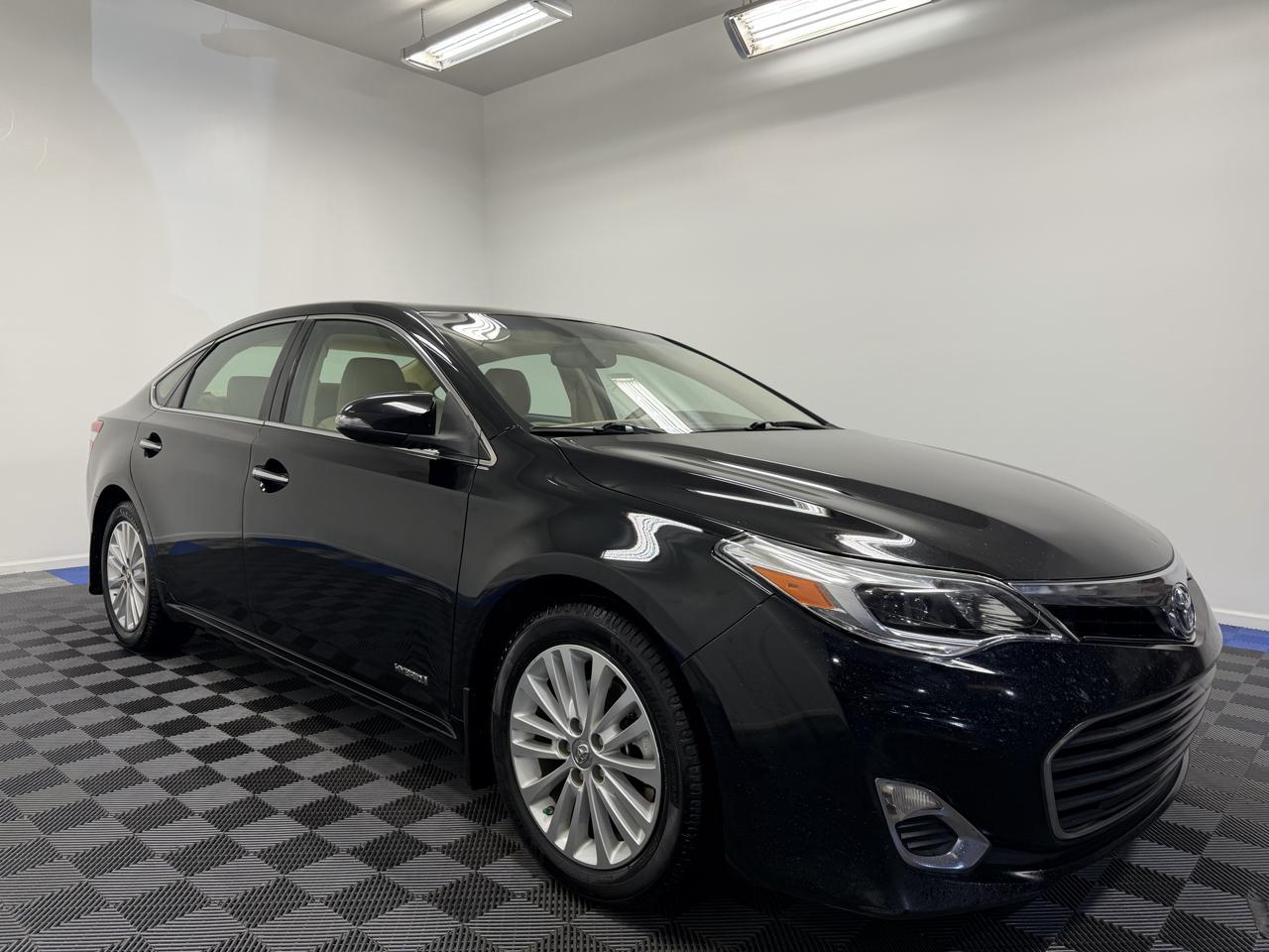 Toyota Avalon Hybrid 4dr Sdn XLE Premium (Natl) 2015