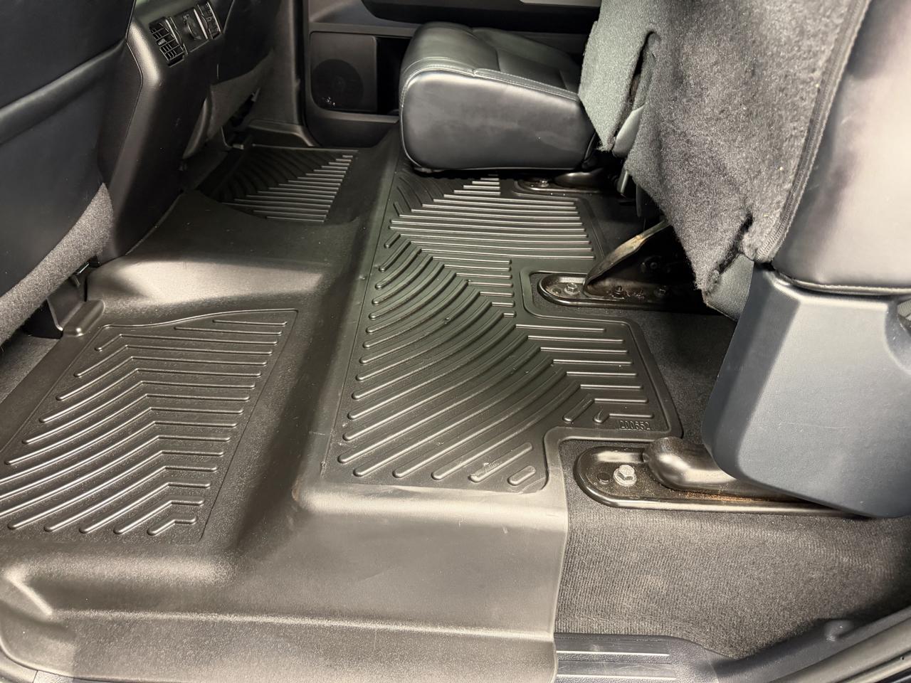 Toyota Tundra 4WD Truck CrewMax 5.7L FFV V8 6-Spd AT Platinum (Natl) 2015