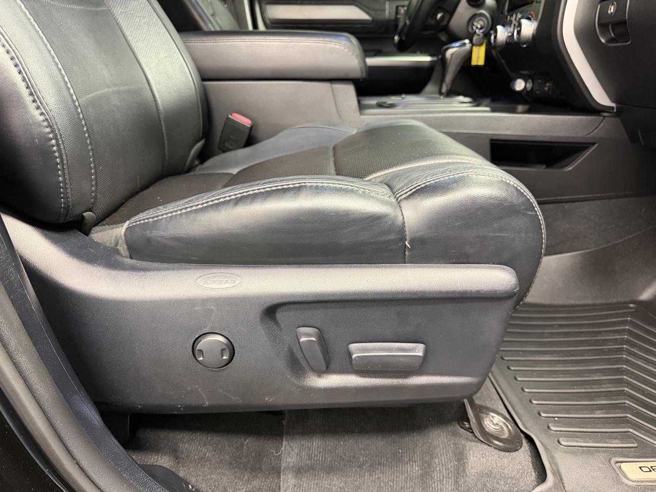 Toyota Tundra 4WD Truck CrewMax 5.7L FFV V8 6-Spd AT Platinum (Natl) 2015