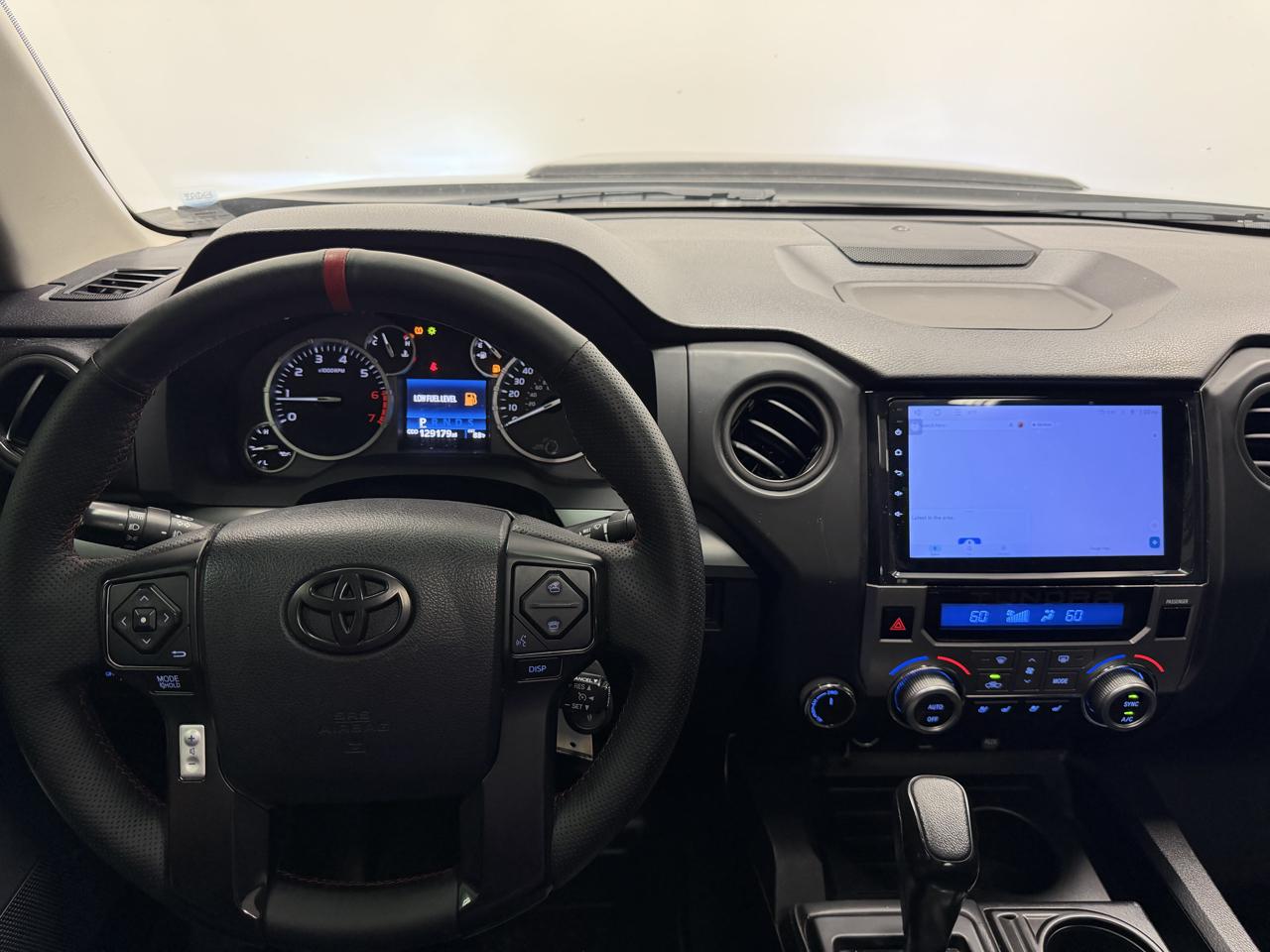 Toyota Tundra 4WD Truck CrewMax 5.7L FFV V8 6-Spd AT Platinum (Natl) 2015