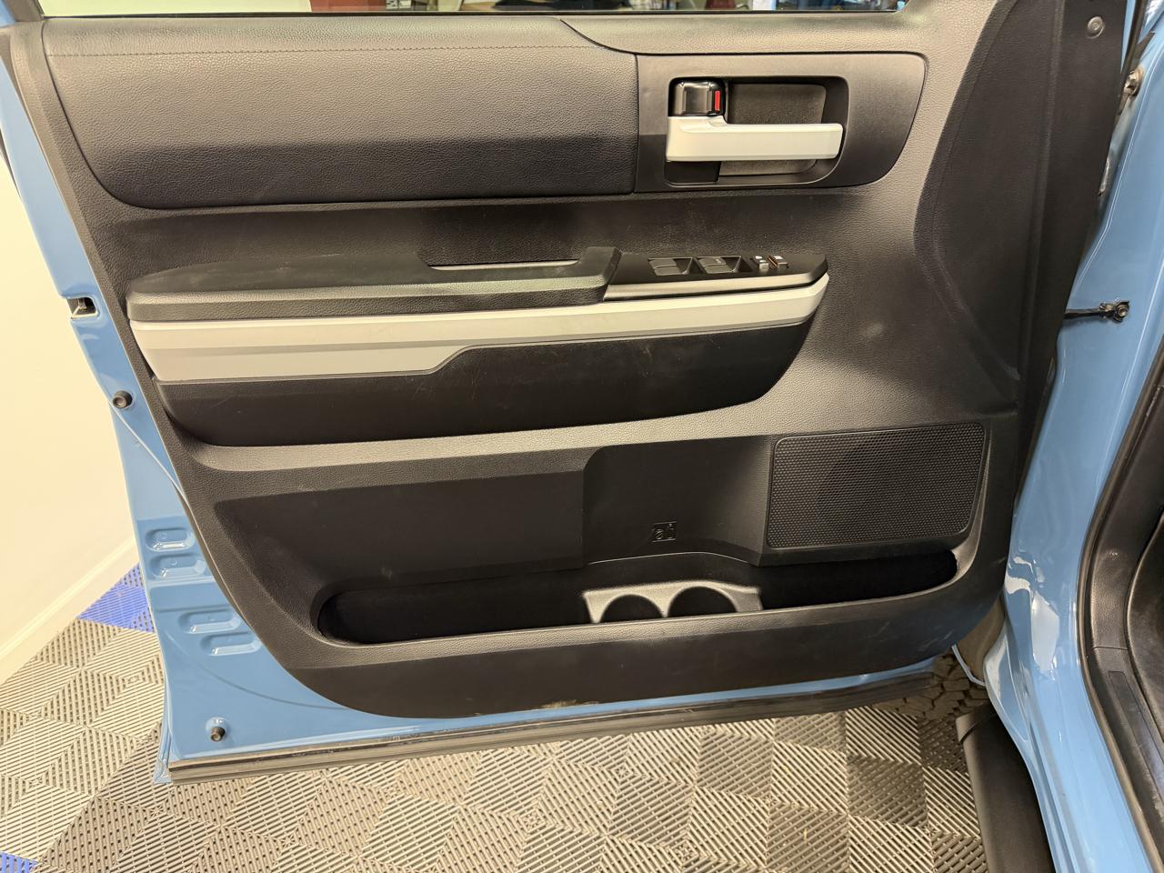 Toyota Tundra 4WD SR5 CrewMax 5.5' Bed 5.7L (Natl) 2021