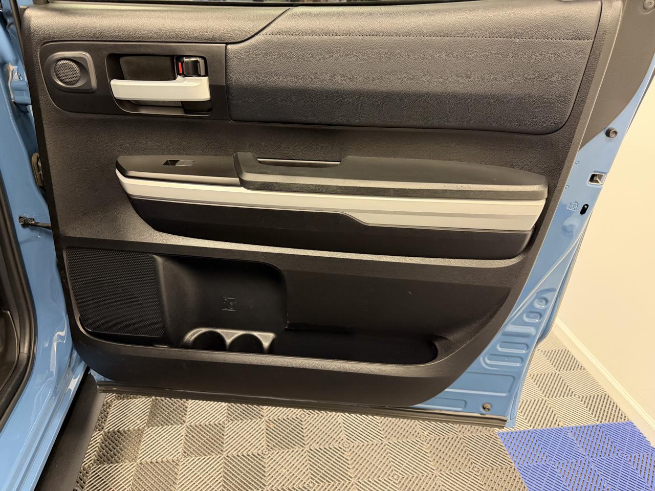 Toyota Tundra 4WD SR5 CrewMax 5.5' Bed 5.7L (Natl) 2021