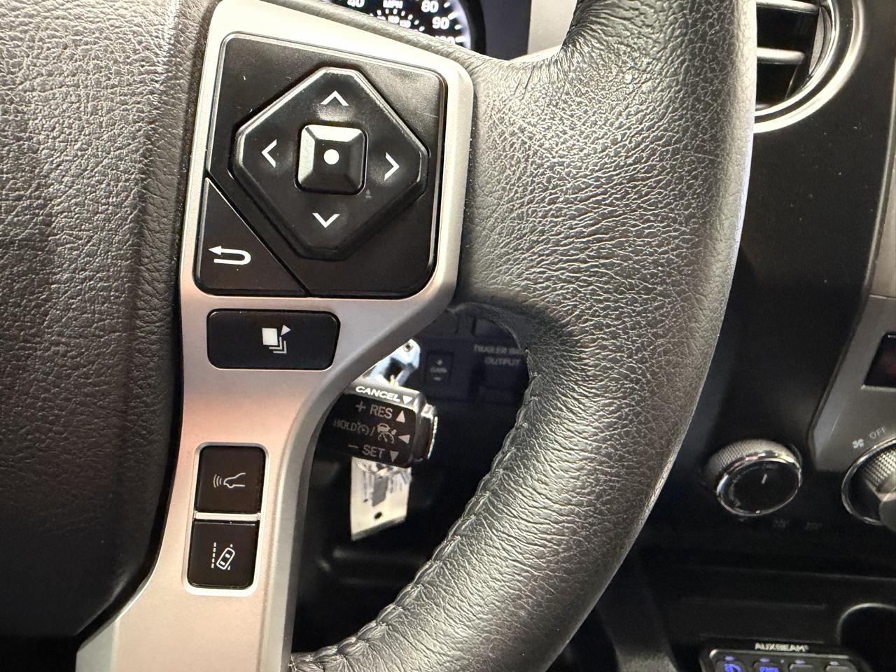 Toyota Tundra 4WD SR5 CrewMax 5.5' Bed 5.7L (Natl) 2021