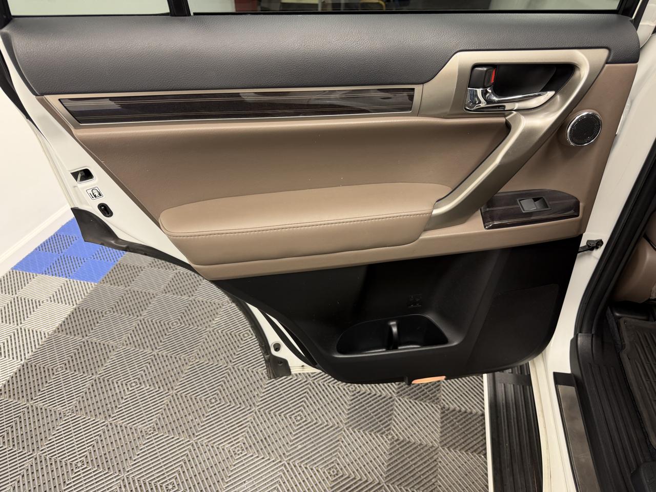 Lexus GX GX 460 Premium 4WD 2021