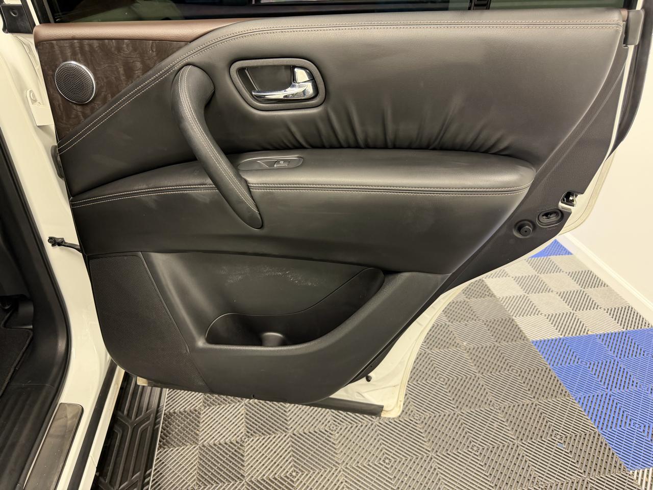 Nissan Armada 4x2 Platinum 2021