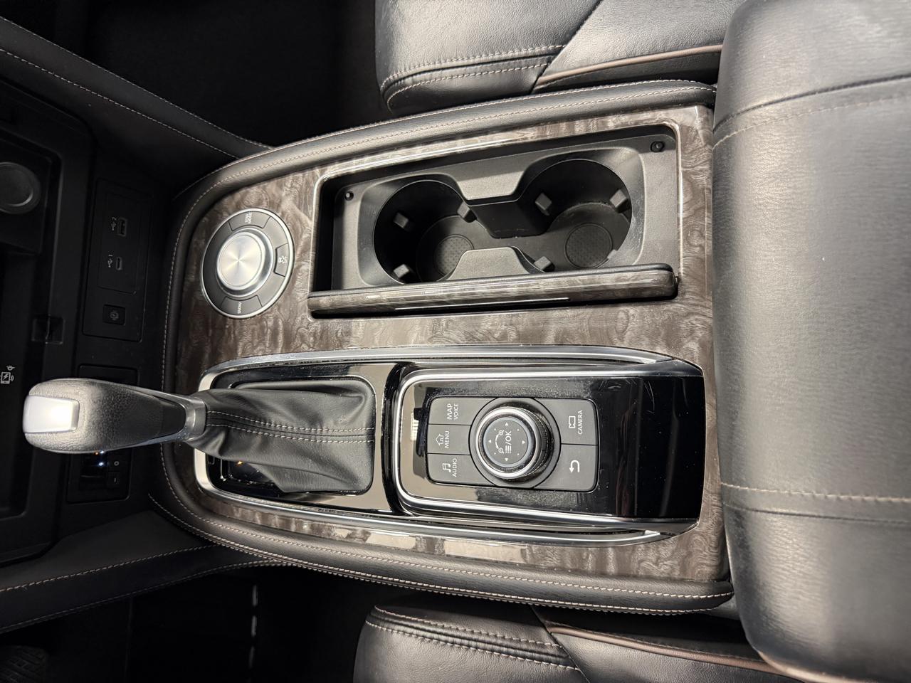 Nissan Armada 4x2 Platinum 2021
