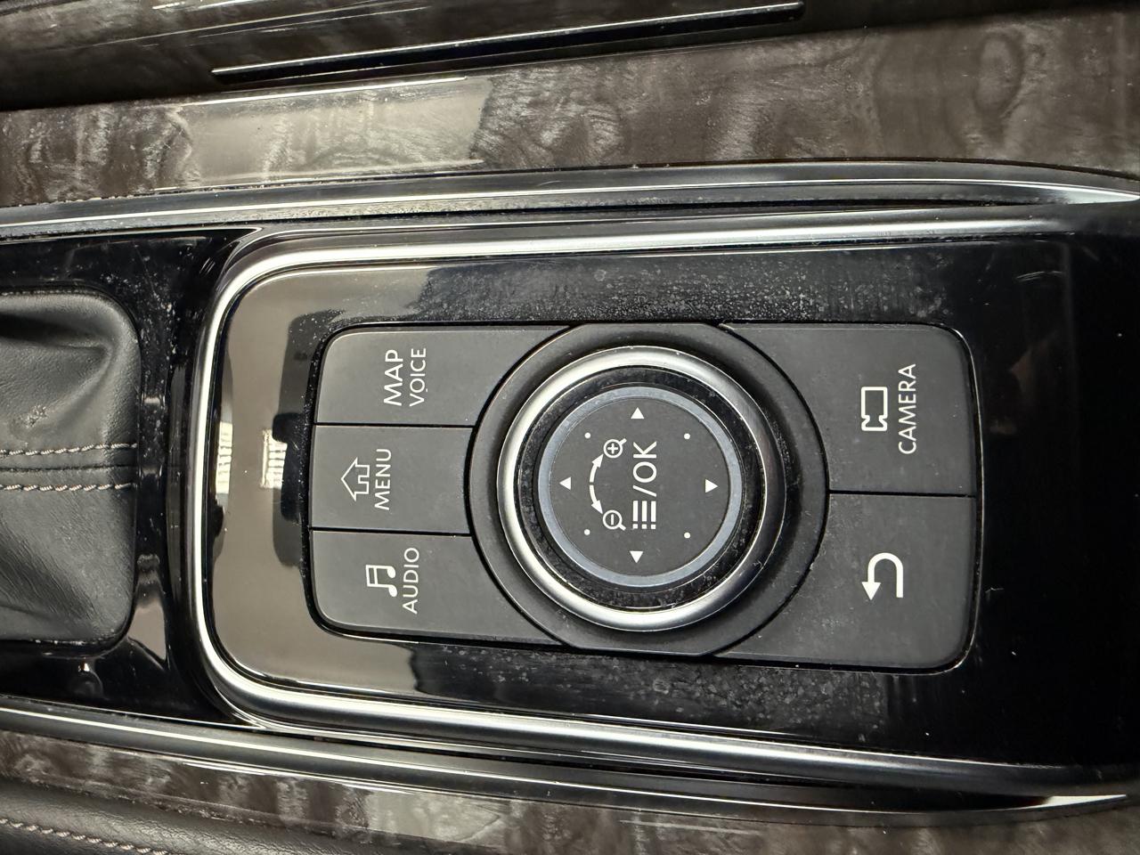 Nissan Armada 4x2 Platinum 2021