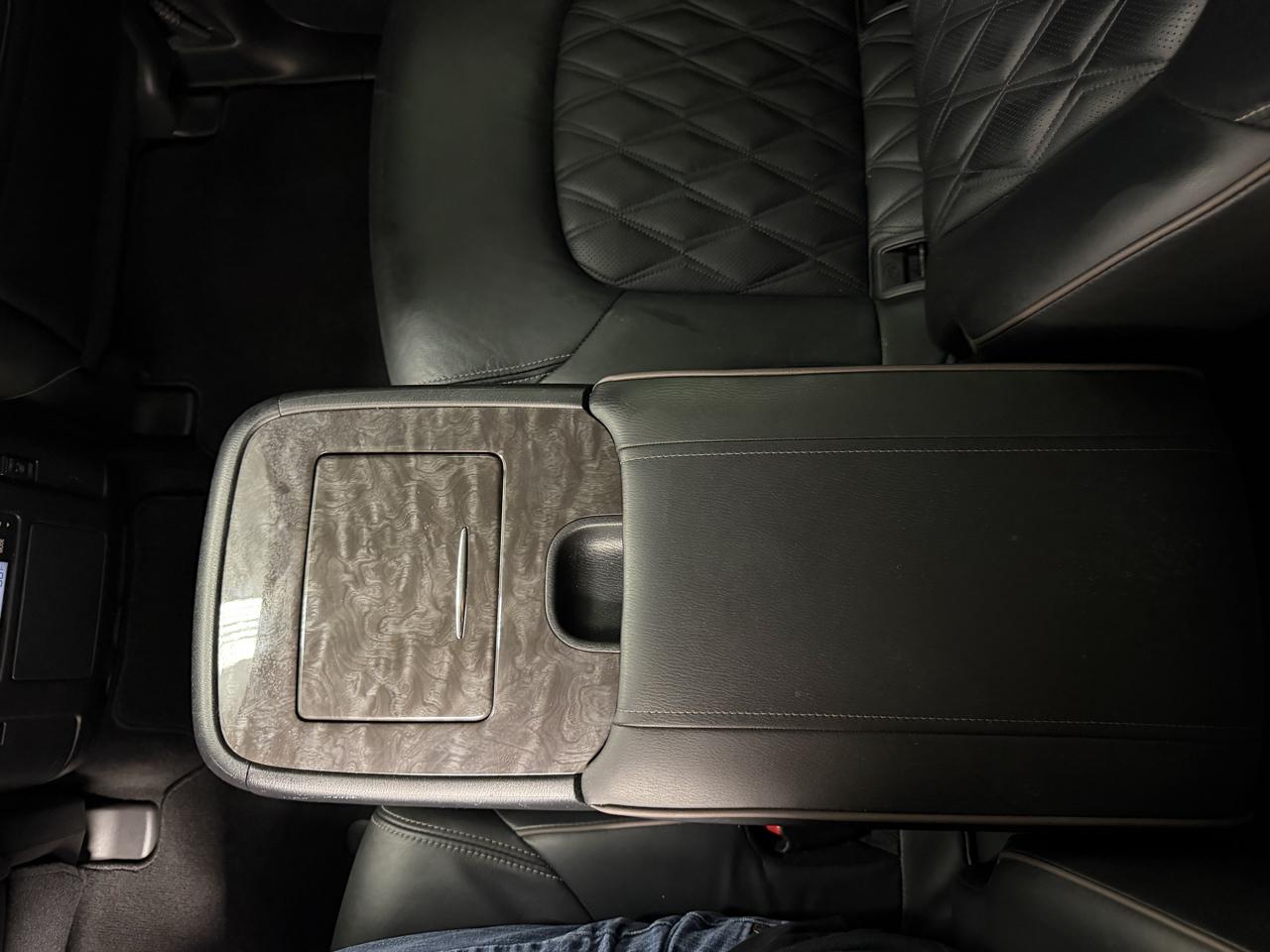 Nissan Armada 4x2 Platinum 2021