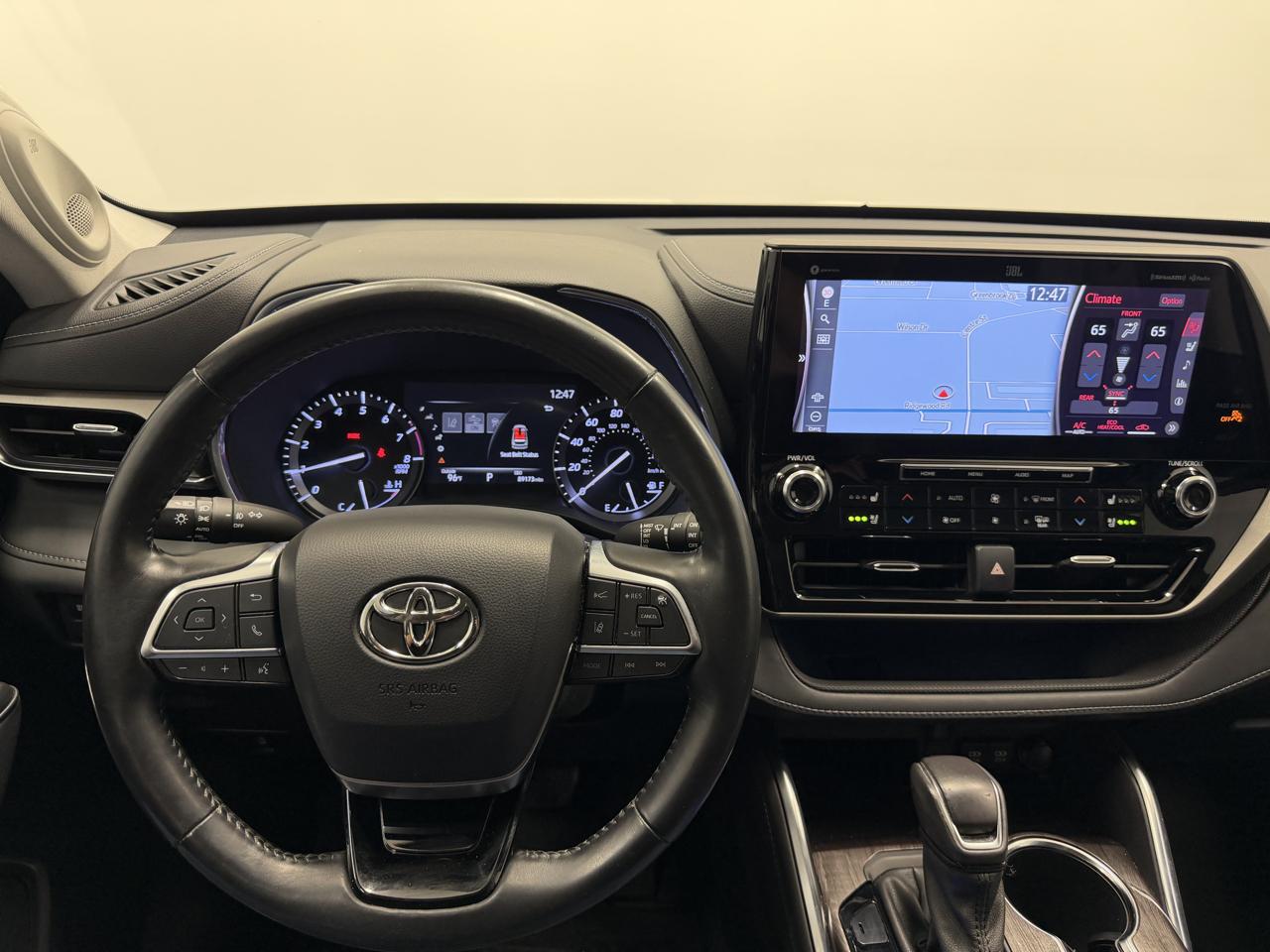 Toyota Highlander Limited FWD (Natl) 2021