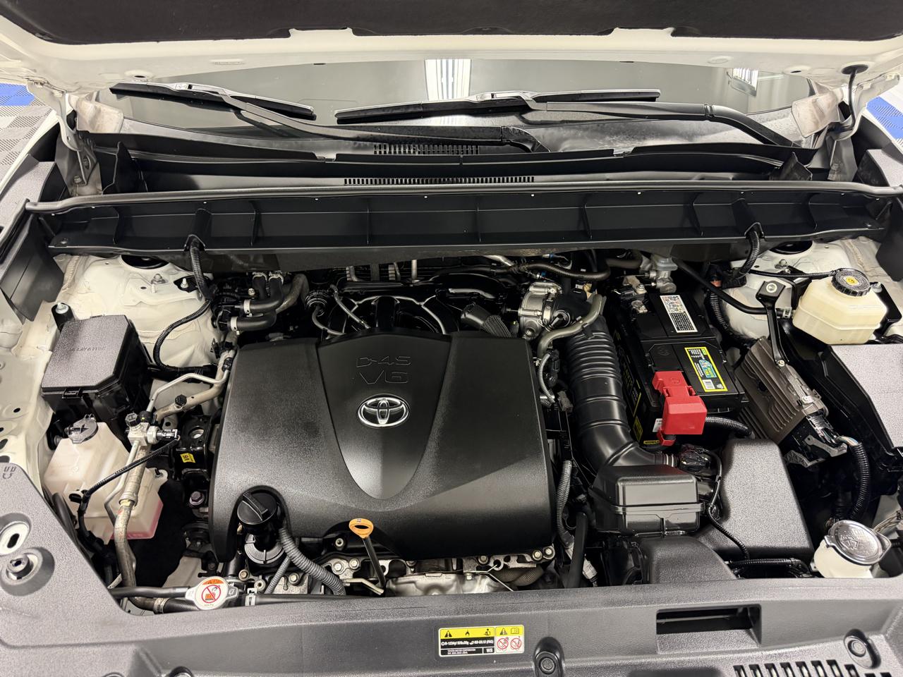 Toyota Highlander Limited FWD (Natl) 2021