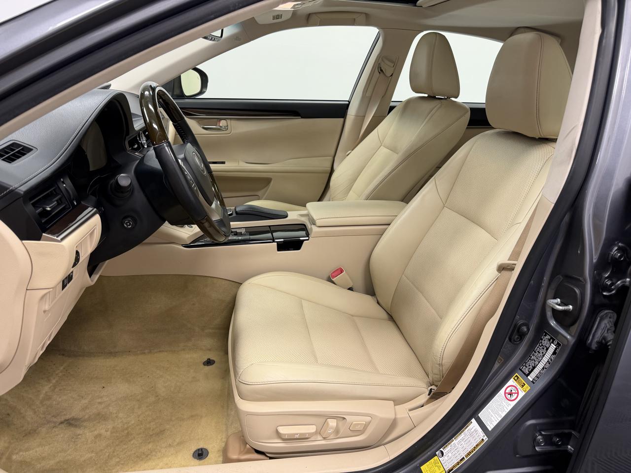 Lexus ES photo 4