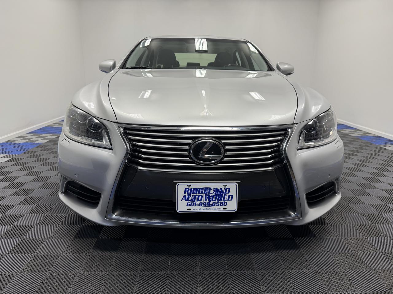 Lexus LS photo 3