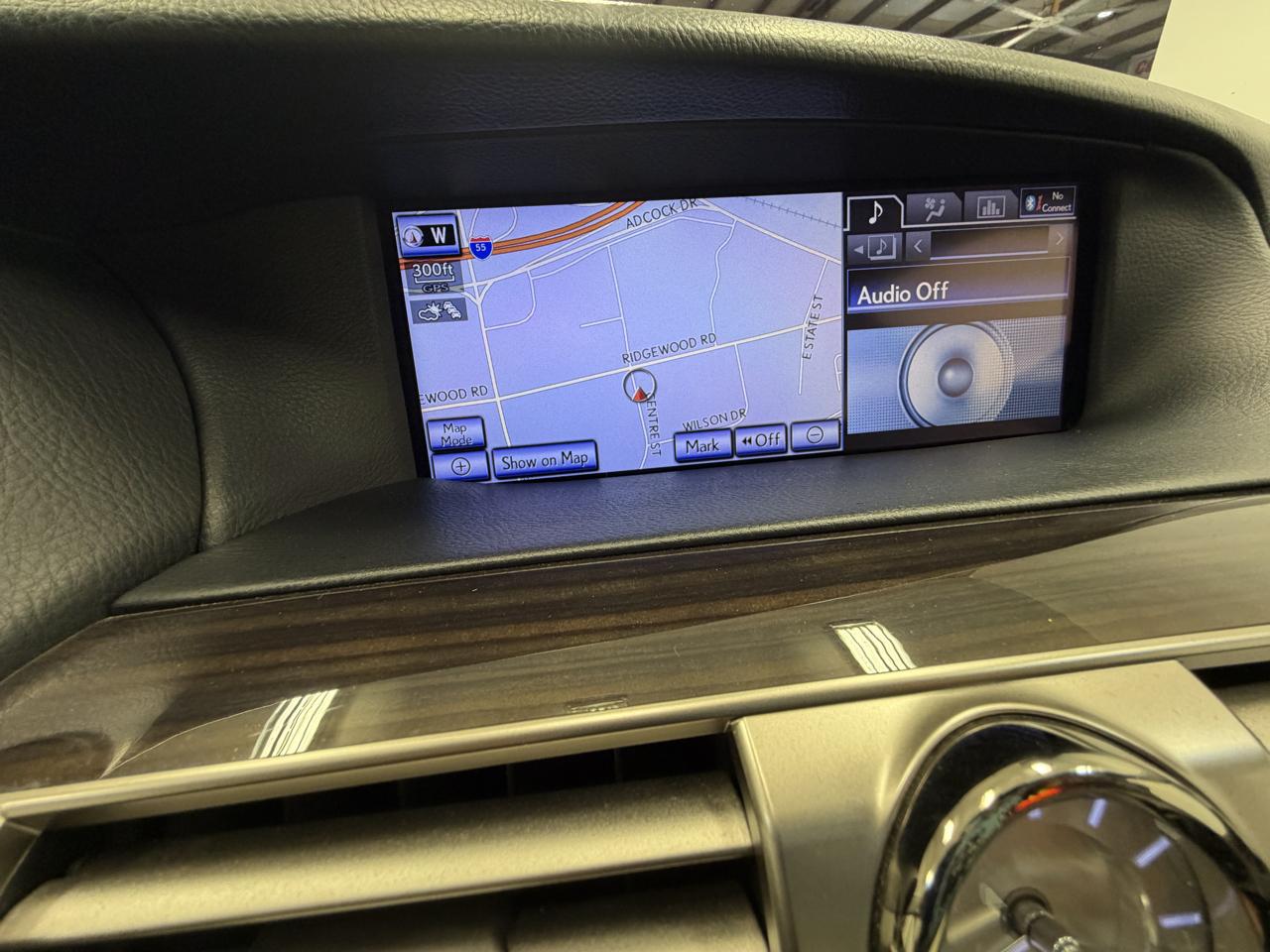 Lexus LS photo 17