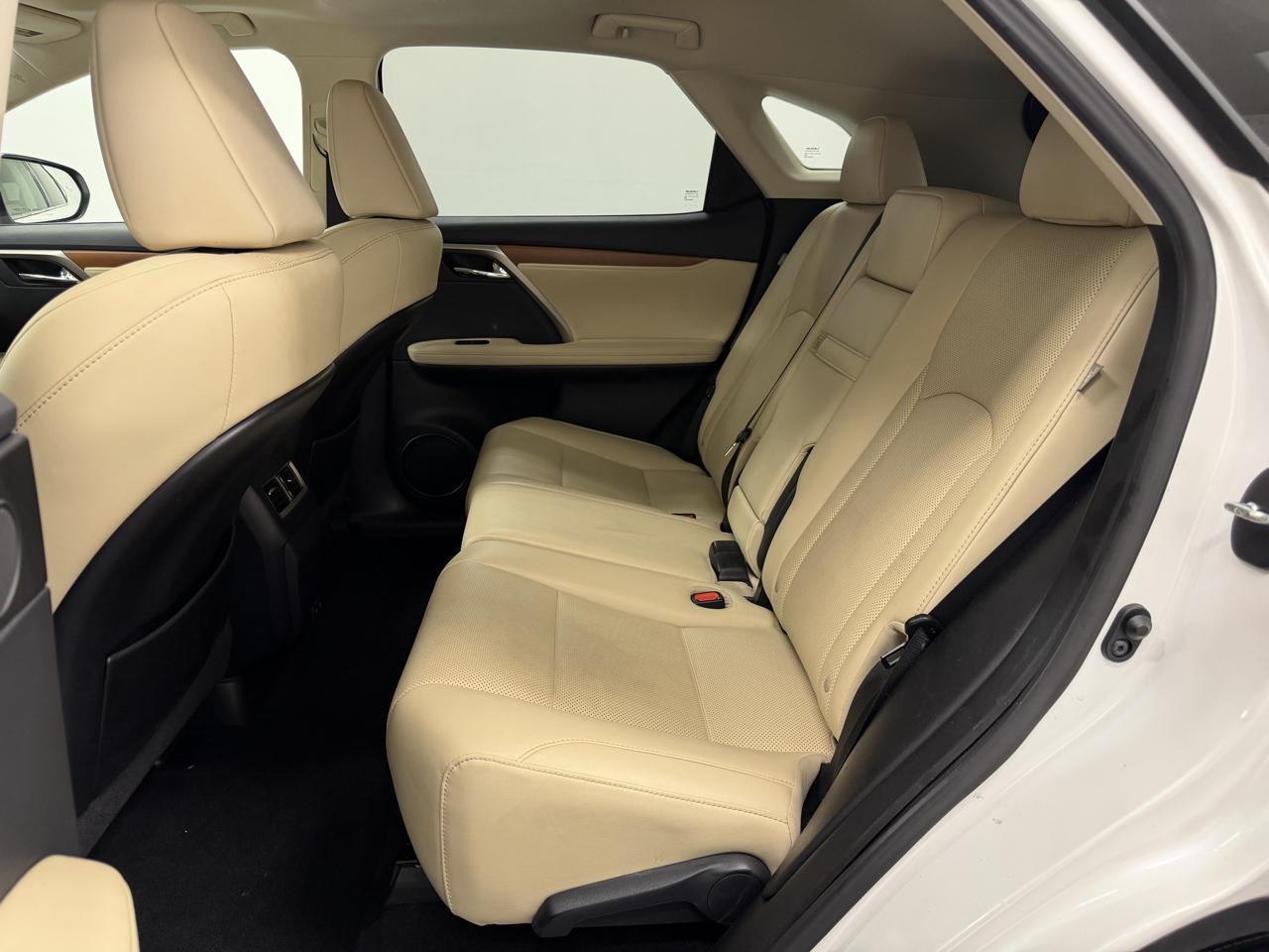 Lexus RX photo 8