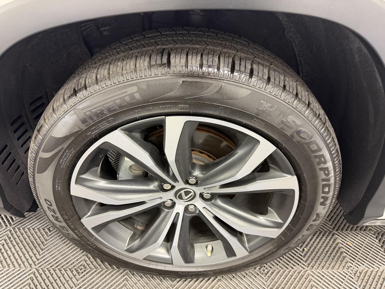 Lexus RX photo 38