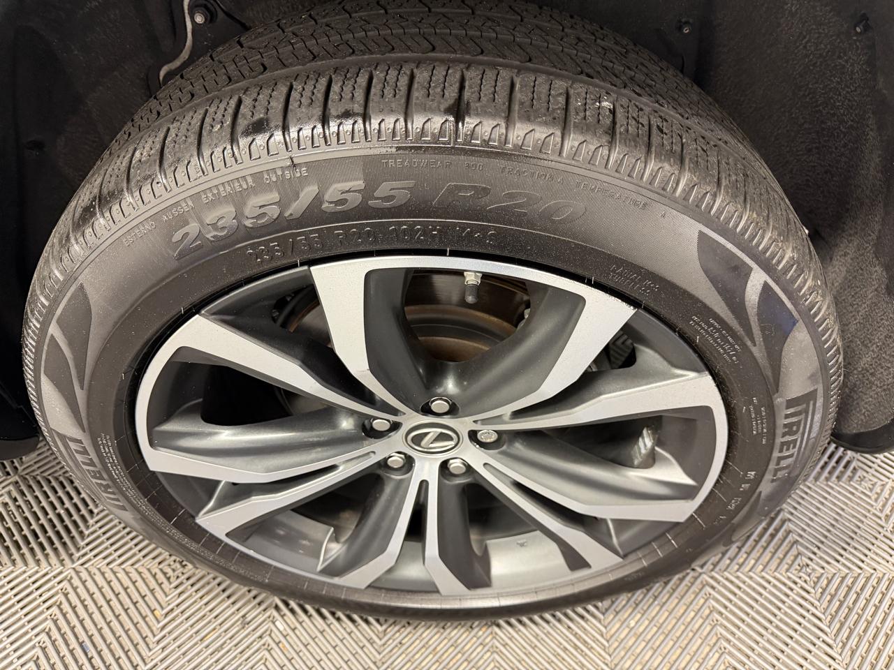 Lexus RX photo 39