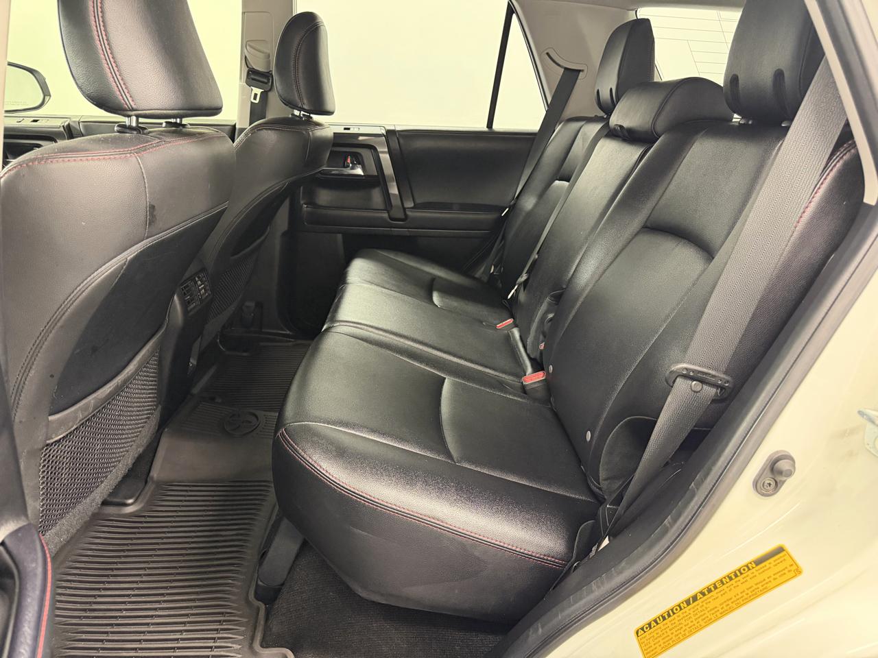Toyota 4Runner Venture 4WD (Natl) 2021