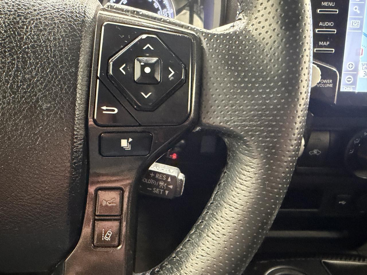 Toyota 4Runner Venture 4WD (Natl) 2021