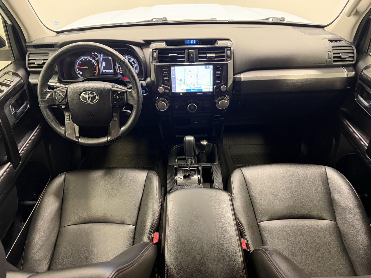Toyota 4Runner Venture 4WD (Natl) 2021