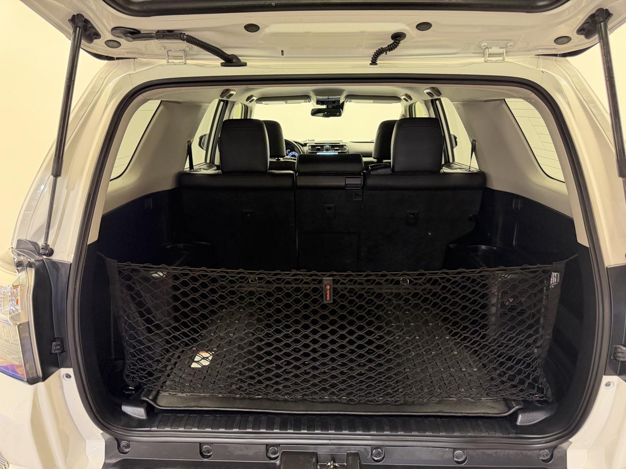 Toyota 4Runner Venture 4WD (Natl) 2021