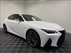 2022 Lexus IS 