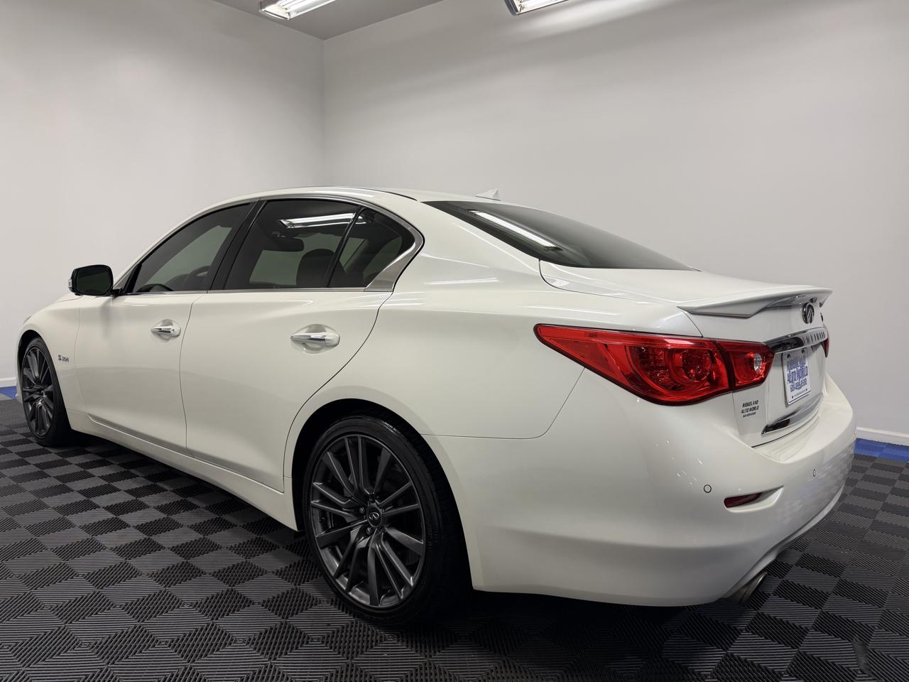 Infiniti Q50 4dr Sdn 3.0t Red Sport 400 RWD 2016