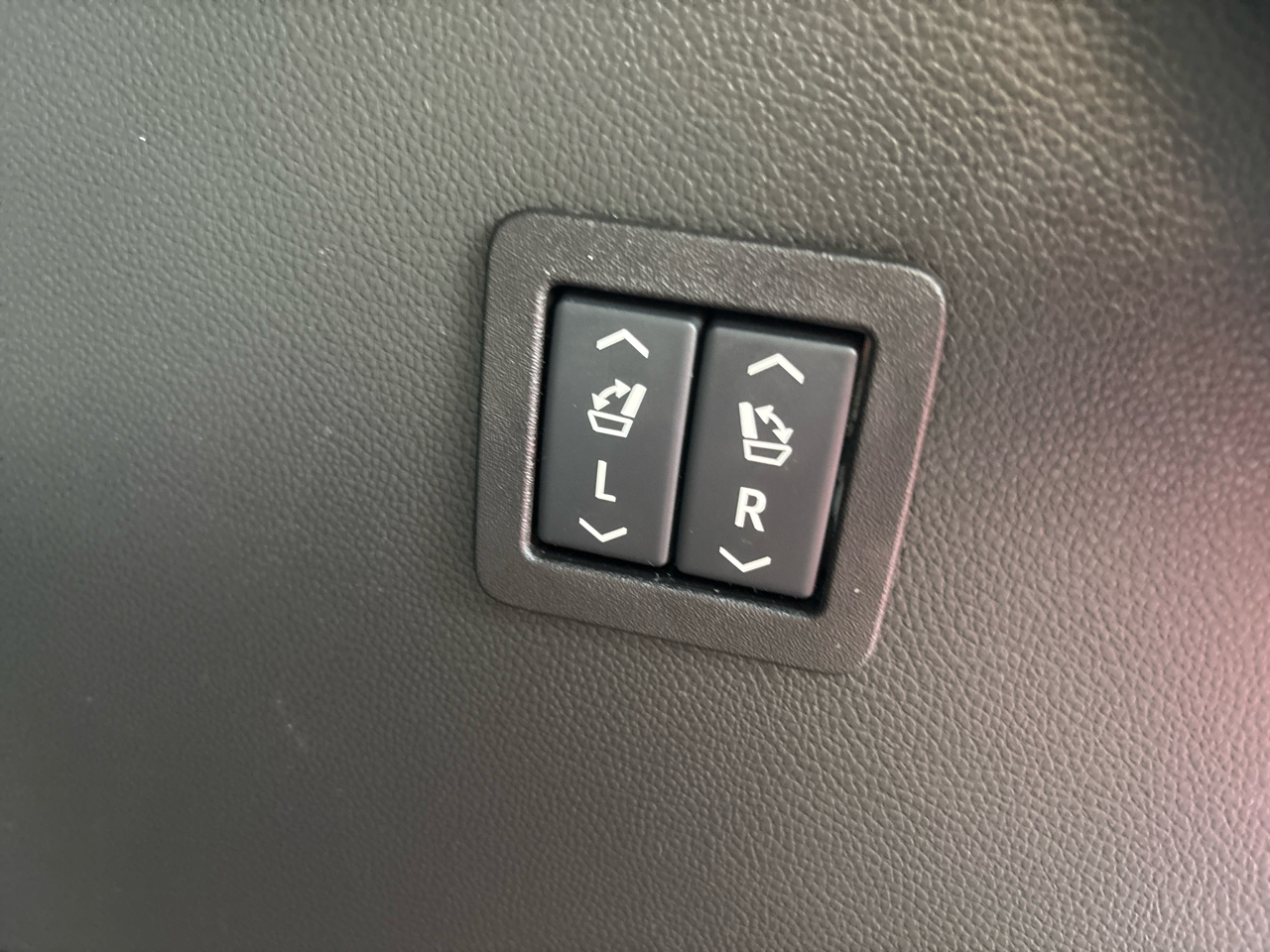 Buick Enclave AWD 4dr Premium 2024 Buick Enclave AWD 4dr Premium 2024