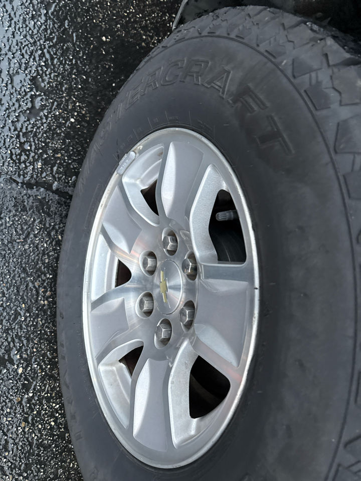 Chevrolet Silverado 1500 4WD Double Cab 143.5" LT w/1LT 2018