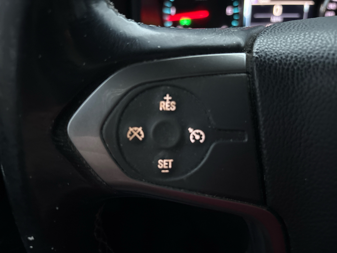 Chevrolet Silverado 1500 4WD Double Cab 143.5" LT w/1LT 2018