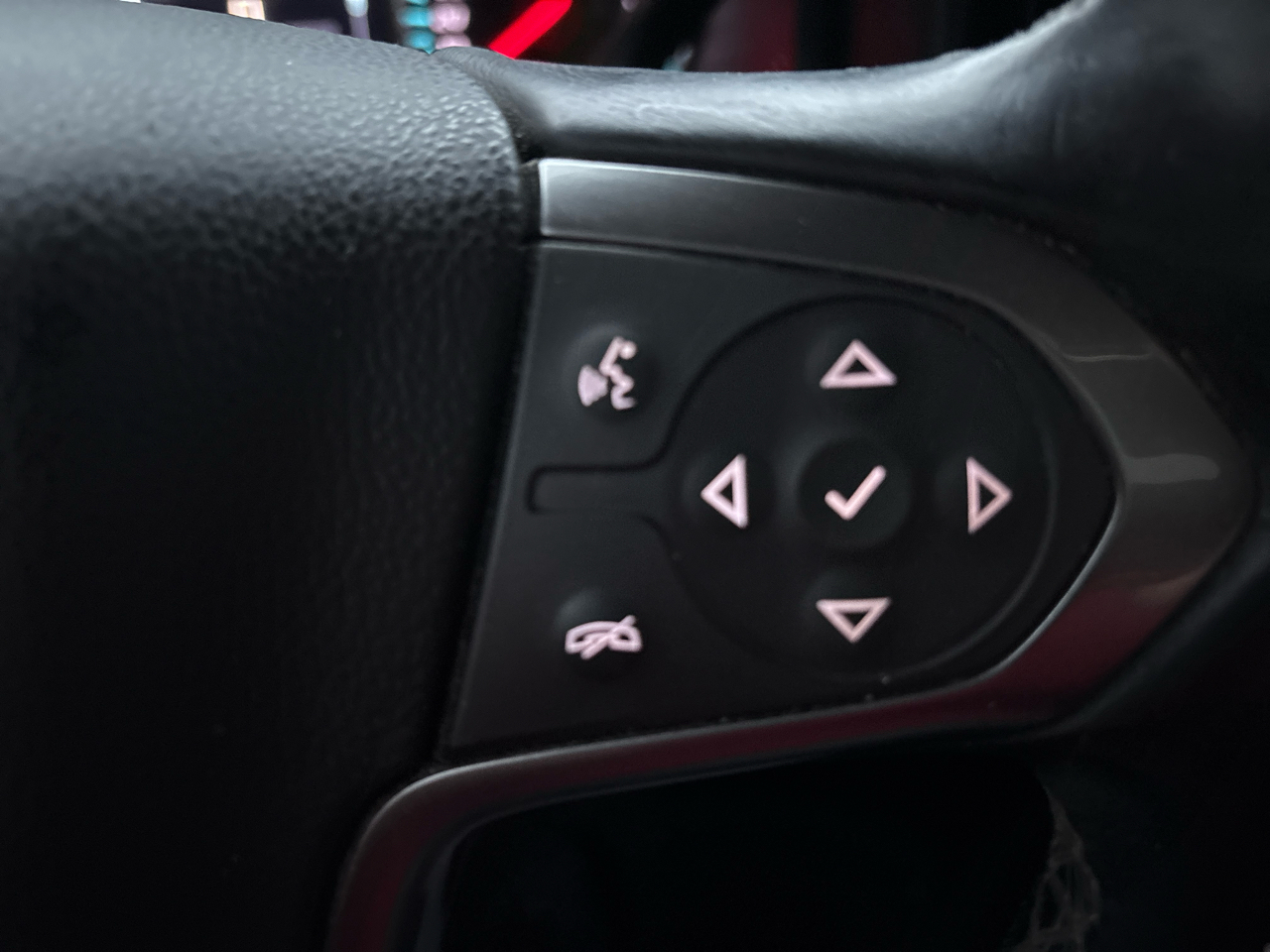 Chevrolet Silverado 1500 4WD Double Cab 143.5" LT w/1LT 2018