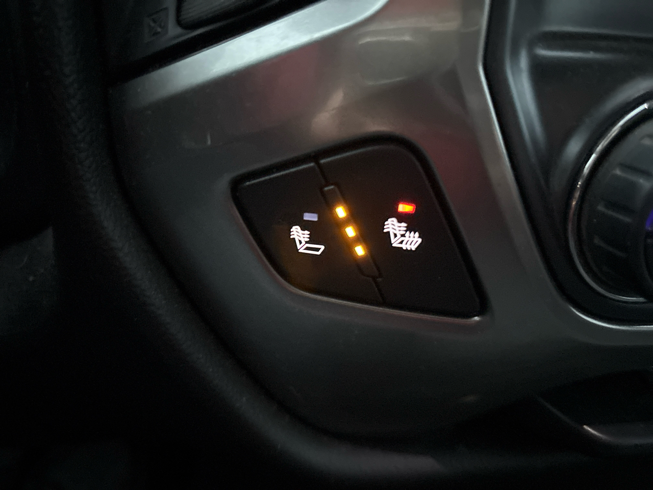 Chevrolet Silverado 1500 4WD Double Cab 143.5" LT w/1LT 2018