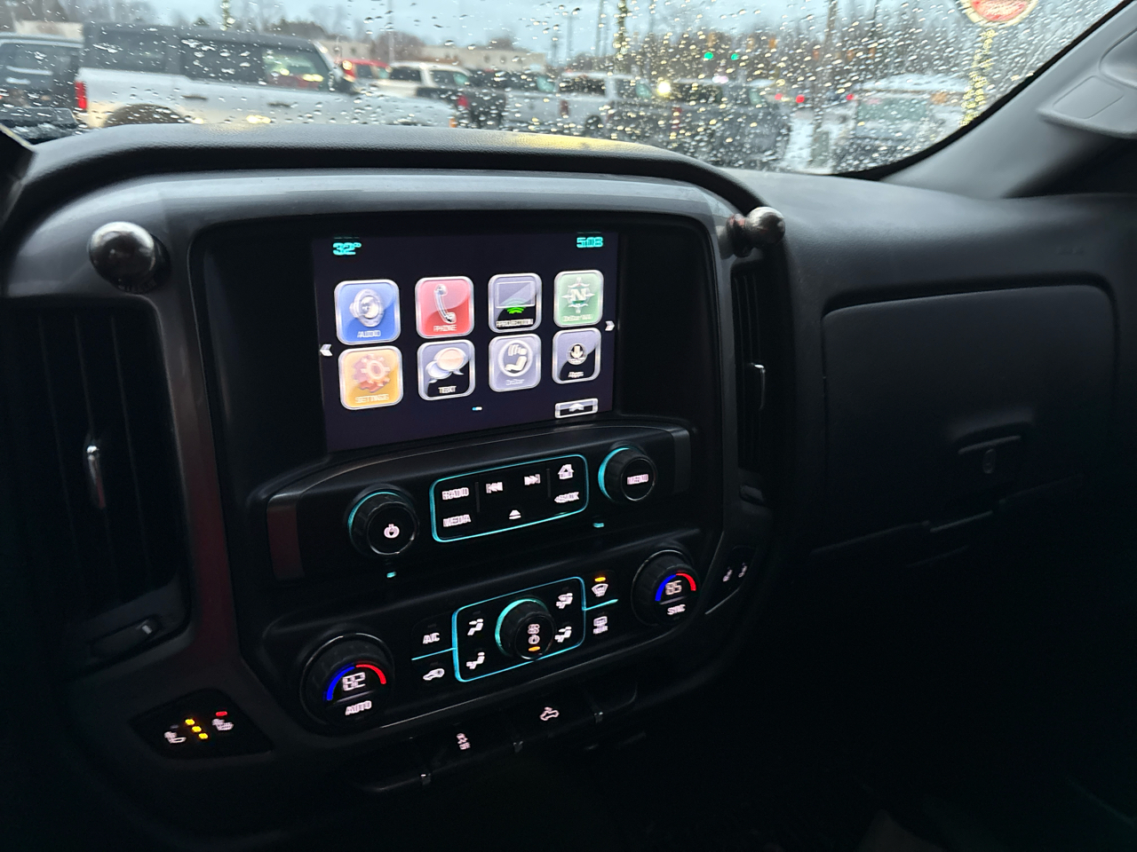 Chevrolet Silverado 1500 4WD Double Cab 143.5" LT w/1LT 2018