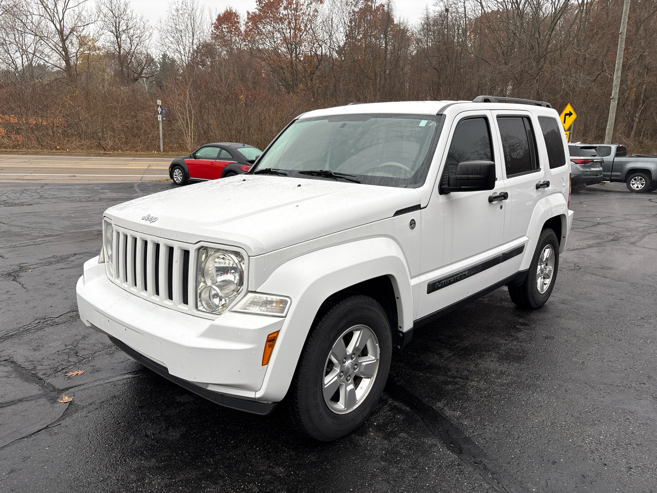 2011 Jeep Liberty Sport photo 2