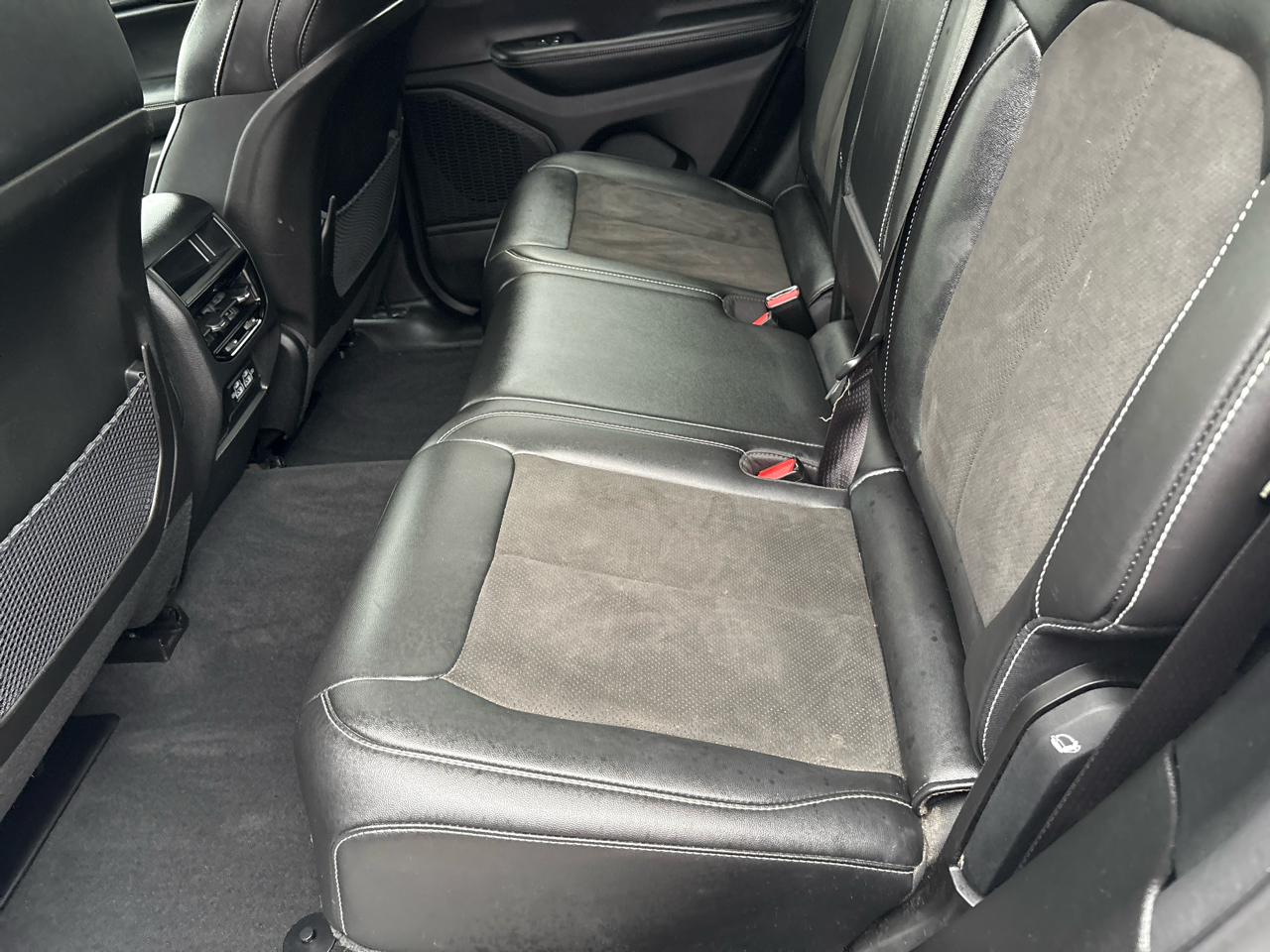 Jeep Grand Cherokee Altitude 4x4 2023