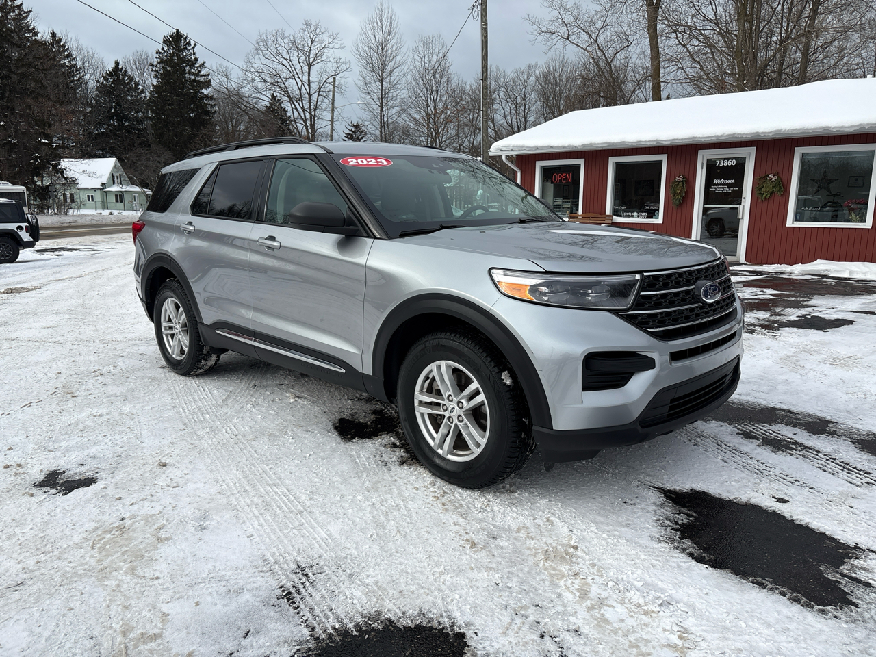 Ford Explorer XLT 4WD 2023