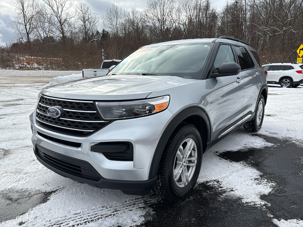 Ford Explorer XLT 4WD 2023