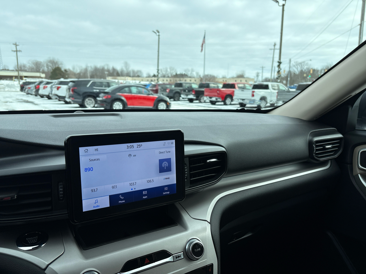 Ford Explorer XLT 4WD 2023