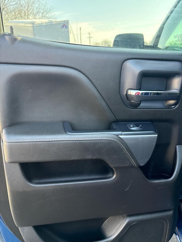 Chevrolet Silverado 1500 4WD Double Cab 143.5" LT w/1LT 2018